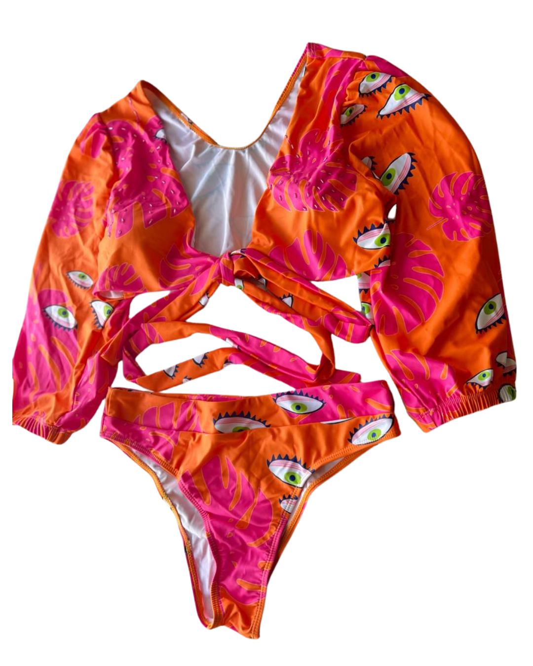 SUIT16