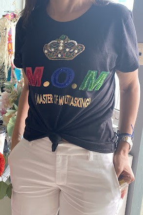 MOM t-shirt