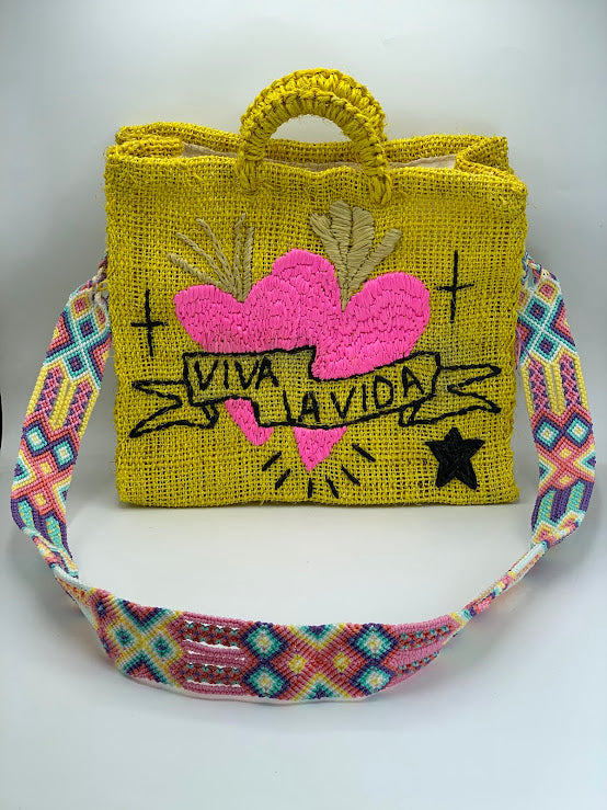 Heart bag with ribbon, live life