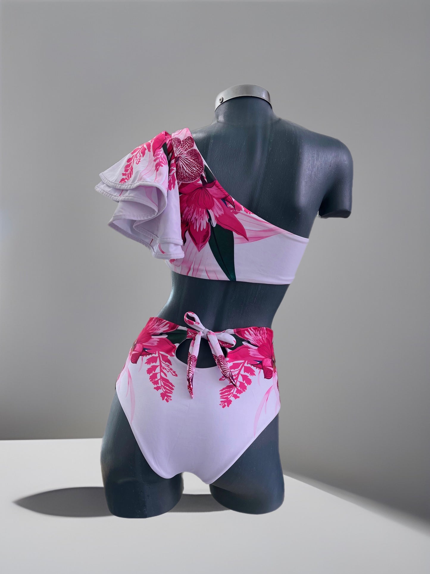 SUIT04