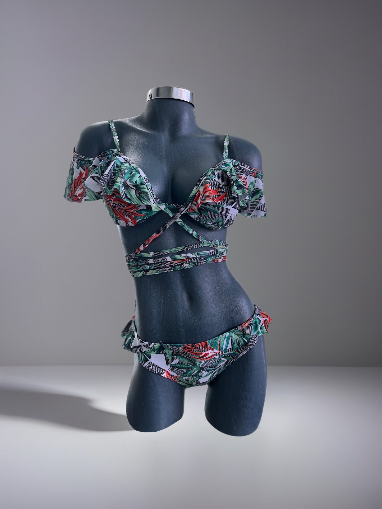 TRAJE11