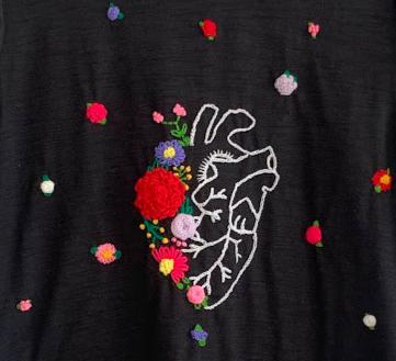 Floral heart short sleeve t-shirt