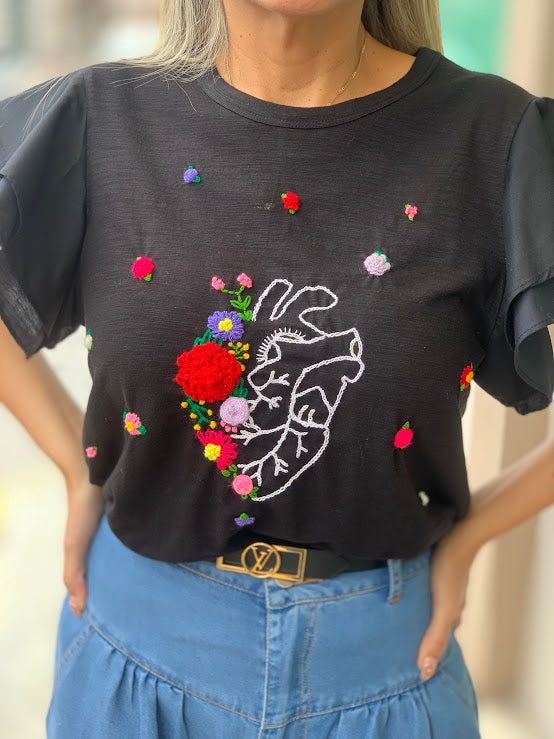 Floral heart short sleeve t-shirt