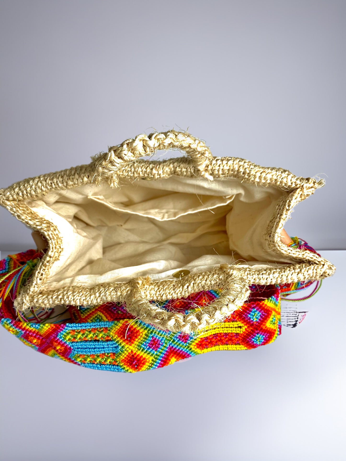 La Rosa lottery henequen bag