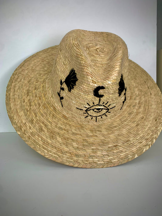 HAT WITH PALM EYE AND FLOWERS