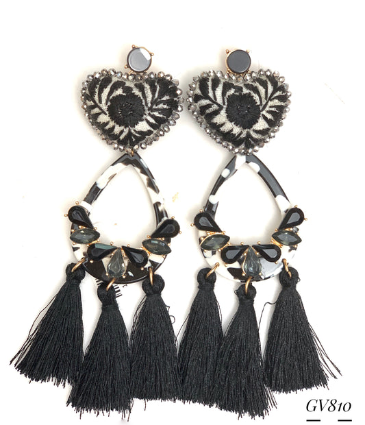 BLACK EMBROIDERED HEART EARRING